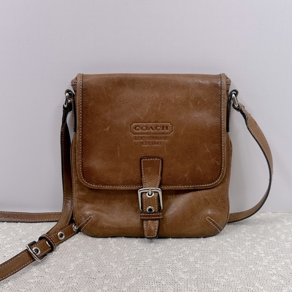 COACH Vintage Small Messenger Crossbody Bag Purse Handbag Brown 9353 - Picture 1 of 16
